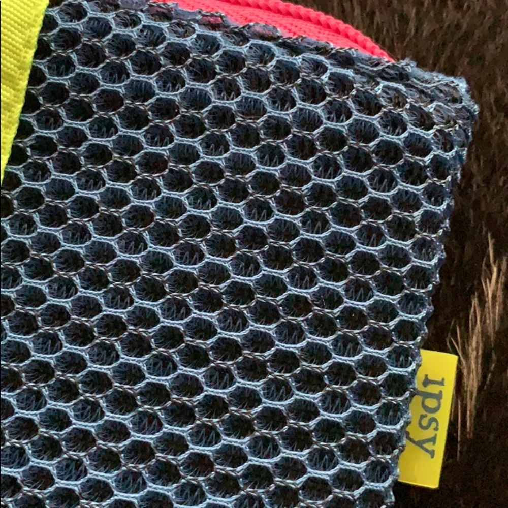 ipsy pouch - Picture 3 of 7